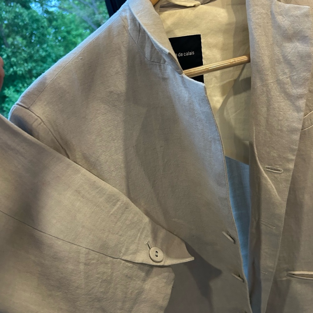 Pas de Calais Paris designed linen jacket - Picture 4 of 10